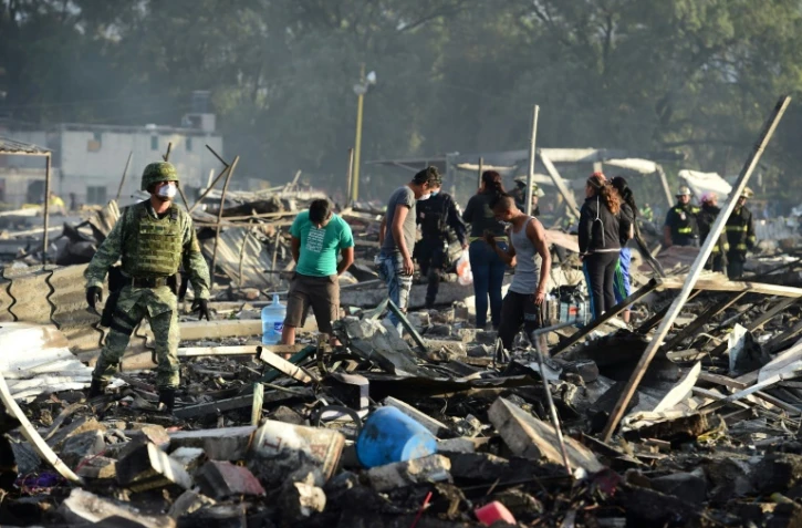 L'explosion s'est produite dans l'après-midi dans un marché spécialisé qui accueille traditionnellement de nombreux visiteurs à l'approche des fêtes de Noël