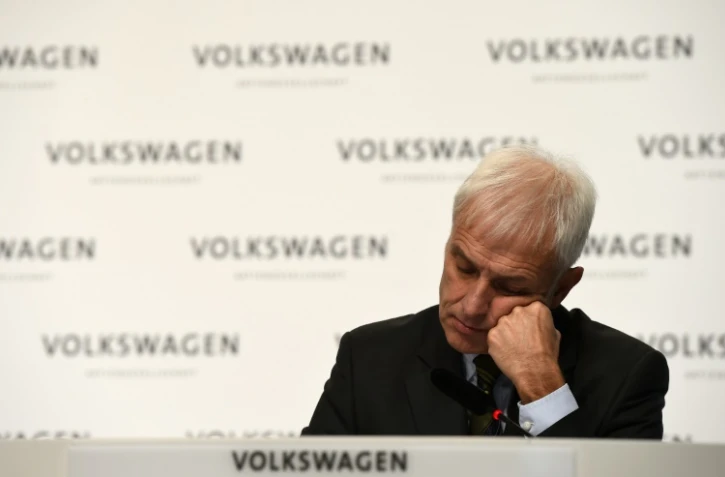 Matthias Mueller, PDG de Volkswagen, en conférence de presse à Wolfsburg, dans le centre de l'Allemagne, le 10 décembre 2015