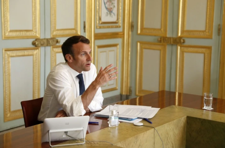 Le président Emmanuel Macron lors d'une visiconférence, à l'Elysée le 16 avril 2020