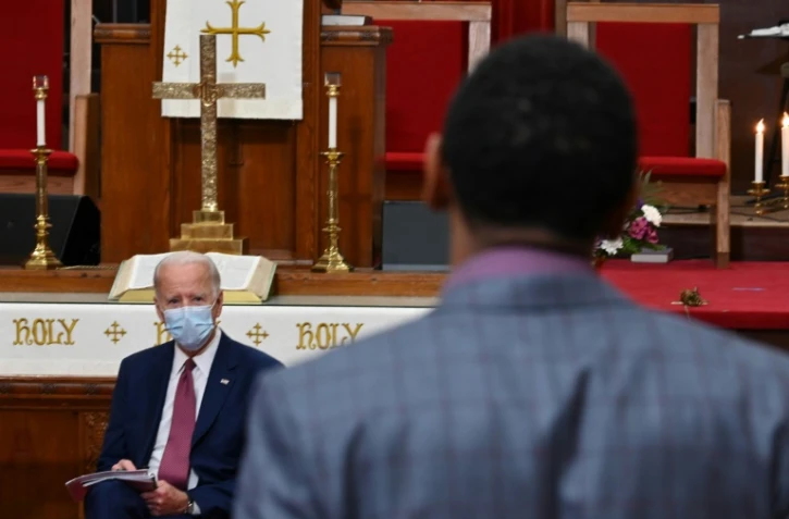 Le candidat démocrate à la Maison Blanche Joe Biden lors d'une rencontre avec des responsables religieux et politiques noirs, le 1er juin 2020 à Wilmington, dans le Delaware, pour évoquer la mort de George Floyd