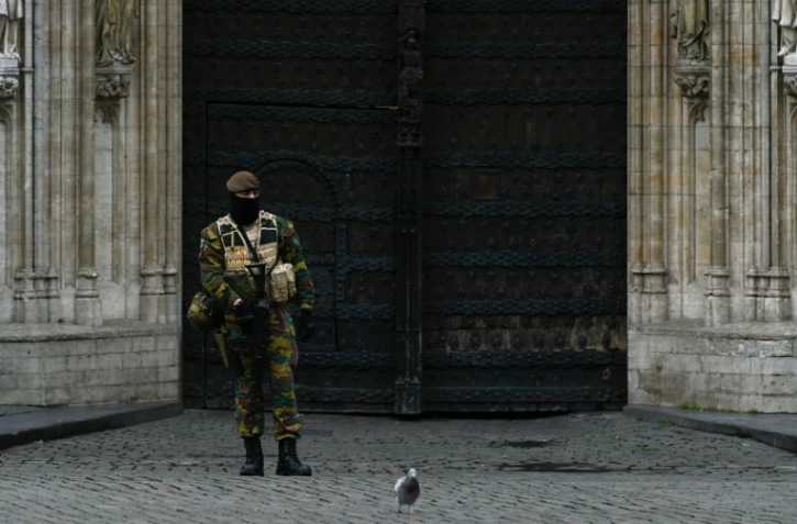 Un soldat belge sur la Grand Place de Bruxelles, le 22 novembre 2015