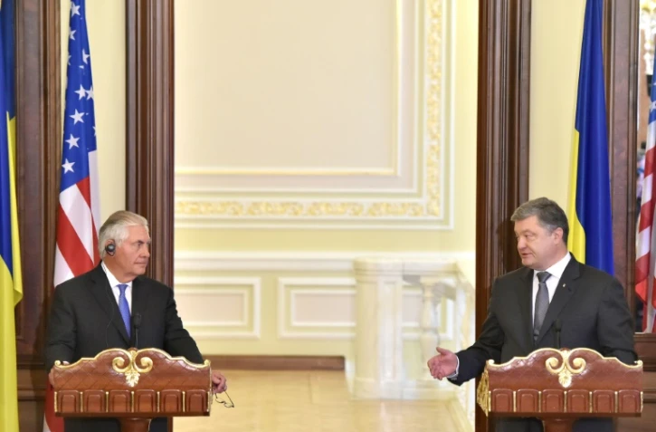 Le secrétaire d'Etat américain Rex Tillerson et le président ukrainien Petro Porochenko à Kiev, le 9 juillet 2017