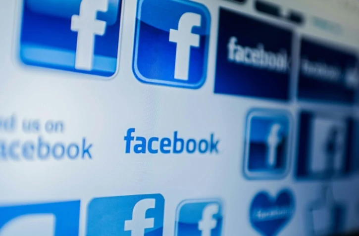 Facebook chutait à nouveau lourdement lundi à Wall Street