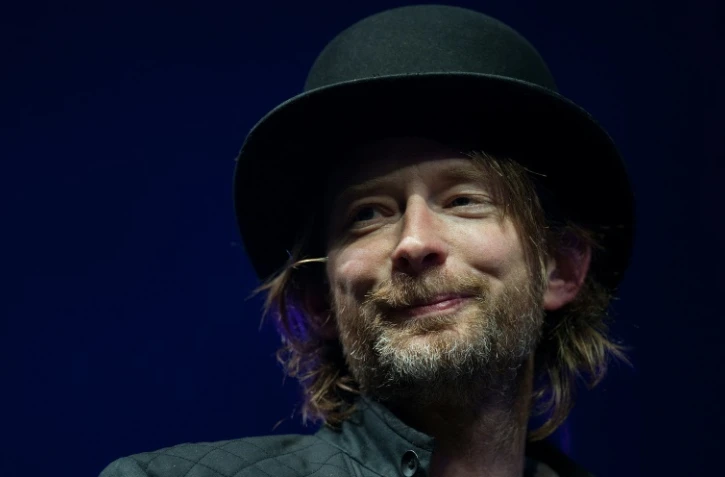 Le chanteur de Radiohead, Thom Yorke, en concert près de Ledbury, dans le sud de l'Angleterre, le 7 décembre 2015