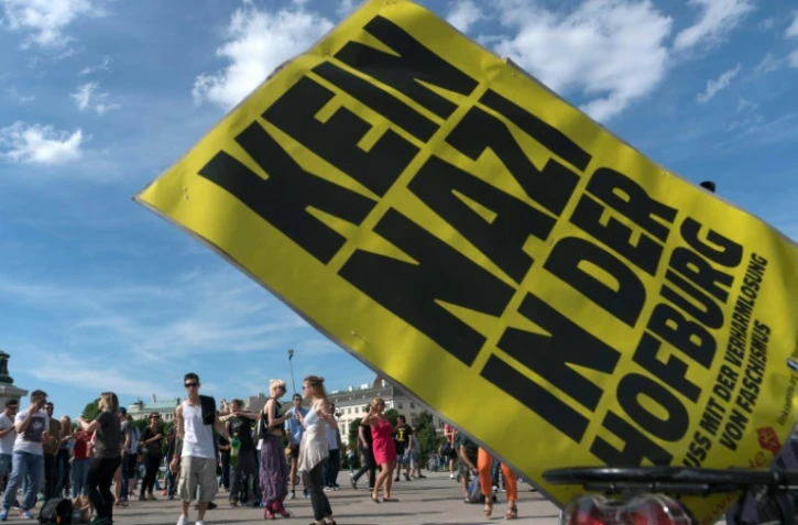 Des supporters du candidat écologiste avant le second tour la présidentielle autrichienne