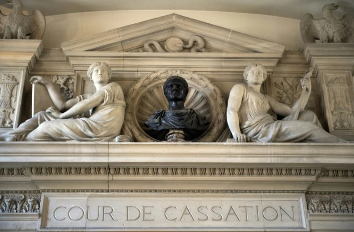 Près de trois ans après la mort du jeune Nahel Merzouk à Nanterre, la Cour de cassation a annulé la requalification des faits en violences pour le policier auteur du tir