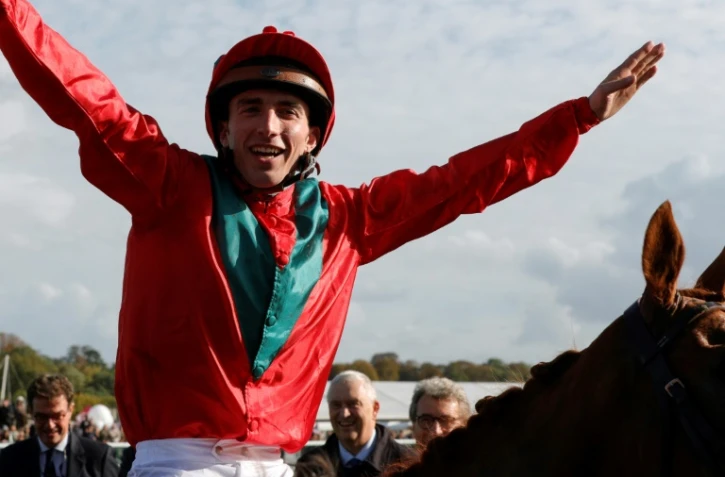 Pierre-Charles Boudot après sa victoire au prix de l'Arc de Triomphe à Paris le 6 octobre 2019