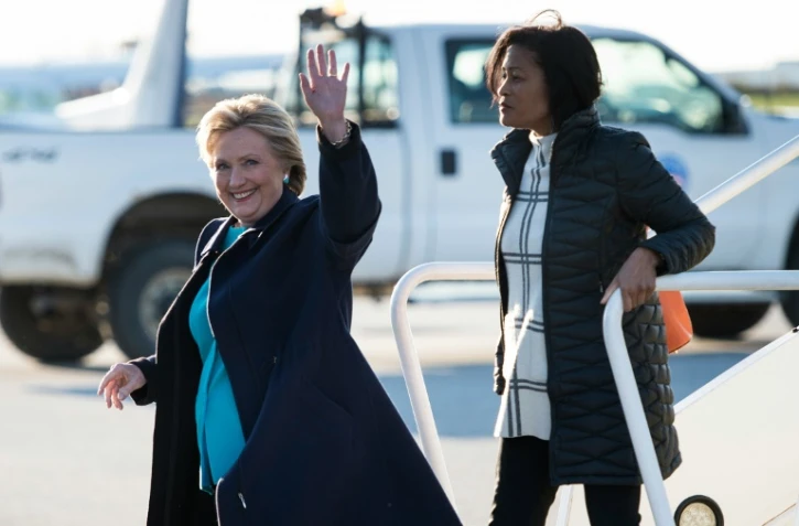 Hillary Clinton à l'aéroport de Cleveland (Ohio), le 6 novembre 2016 