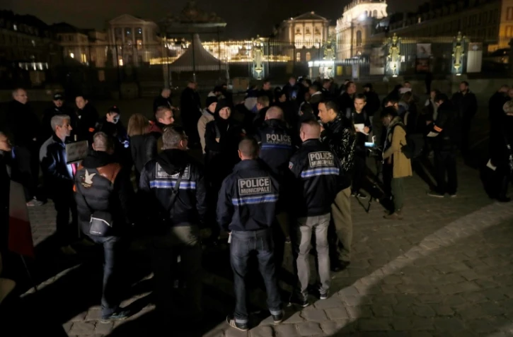 Rassemblement policier le28 octobre 2016 devant le château de Versailles