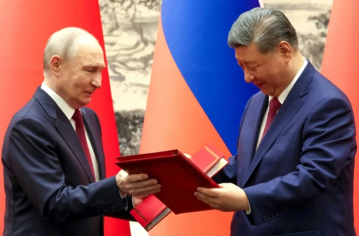 Vladimir Poutine et Xi Jinping à Pékin le 20 mai 2026
