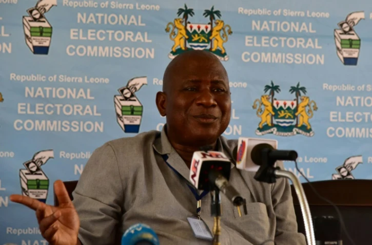 Le président de la Commission électorale du Sierra Leone, Mohamed Conteh, le 6 mars 2018 à Freetown
