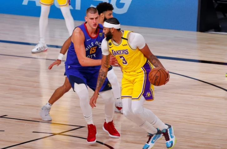 Anthony Davis, des Los Angeles Lakers, en finale de Conférence Oest de NBA contre les Denver Nuggets le 18 à Lake Buena Vista en Floride