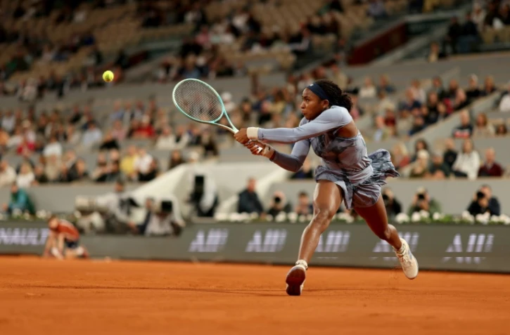 L'Américaine Coco Gauff, N.2 mondiale, en quarts de finale de Roland-Garros contre sa compatriote Madison Keys le 4 juin 2025 à Paris