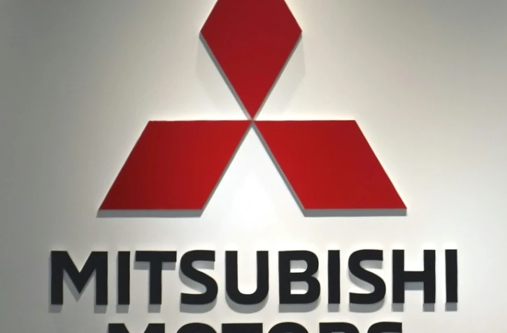 Le logo du groupe Mitsubishi Motors à Tokyo le 23 novembre 2018