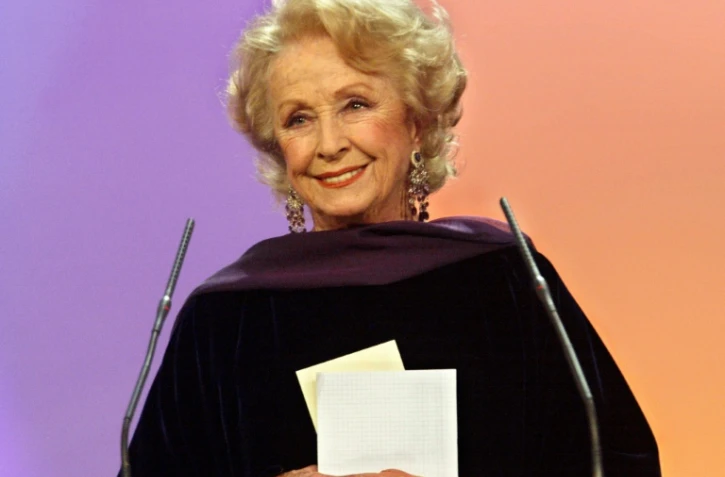 Danielle Darrieux le 2 mars 2002 pendant la cérémonie des Césars à Paris