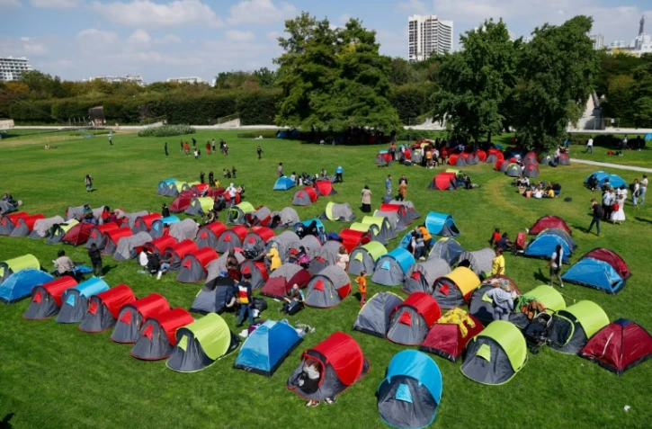 Sans-abris installés au parc André-Citroën le 1er septembre 2021