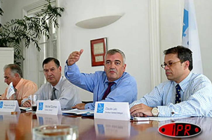 Jeudi 6 novembre 2003
La banque de la Réunion annonce qu'elle se lance dans l'affacturage