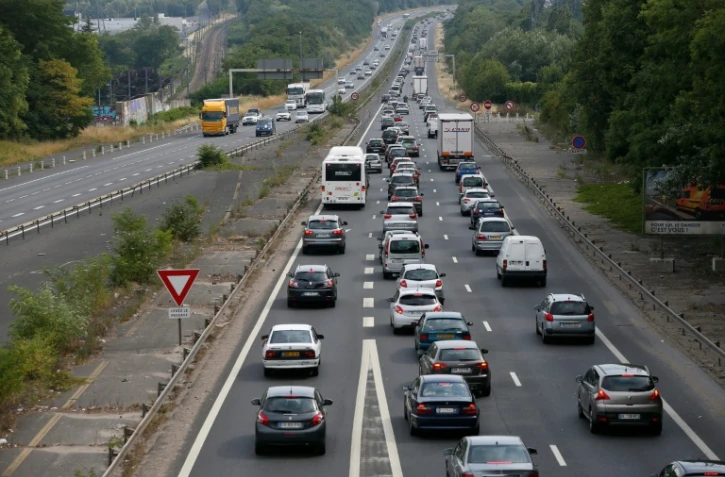 Un embouteillage sur l'A6 au sud de Paris, le 3 juillet 2015