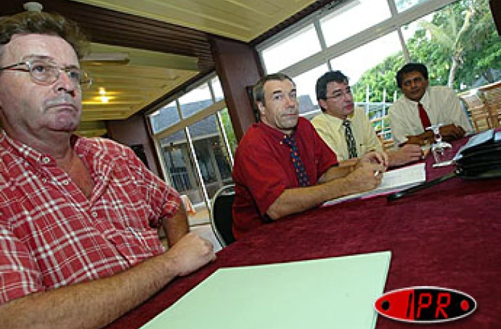 Vendredi 7 novembre 2003
Présentation du service SAPHIR par les dirigeants d'Air France