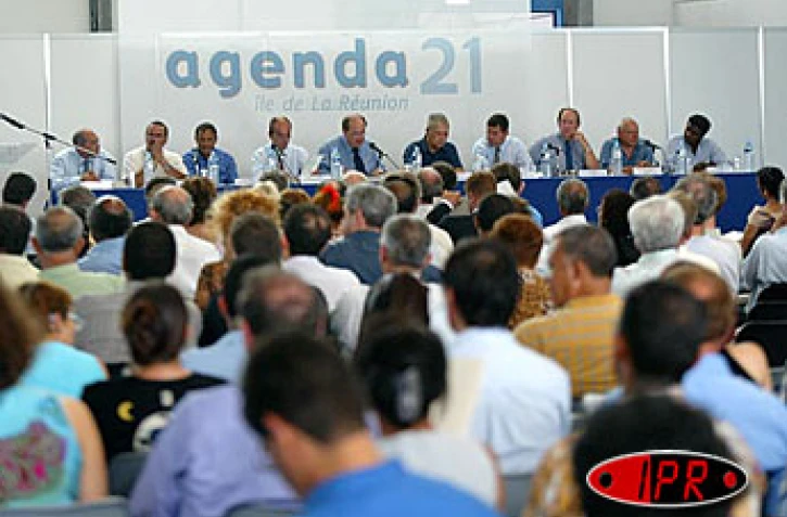 Mercredi 10 décembre 2003
La Réunion a officiellement signé son Agenda 21 pour un développement durable