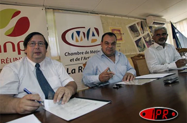 Lundi 5 septembre 2005-

La chambre de métiers et de l'artisanat et l'ANPE ont signé une convention pour la formation des chômeurs