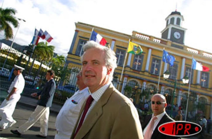 Vendredi 21 septembre 2007 -

Michel Barnier, ministre de l'agriculture, en visite à La Réunion
