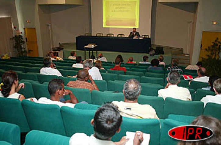 Mercredi 10 novembre 2004
Lors du colloque de l'association entreprendre pour la sécurité routière au travail (ASSER)