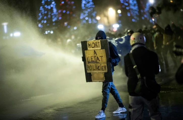 Manifestation à Nantes le 15 décembre 2020 contre la proposition de loi "sécurité globale"