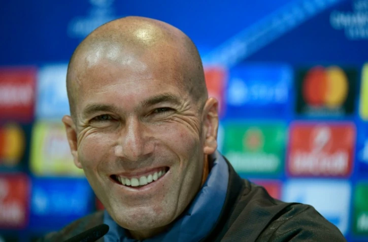 L'entraîneur du Real Zinédine Zidane en conférence de presse à Madrid le 17 octobre 2016