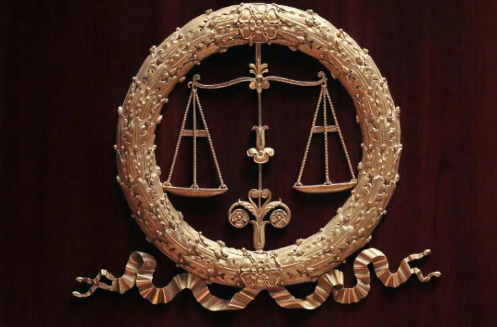 Justice: balance de la justice