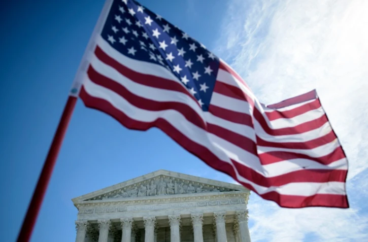 Le ministère de la Justice américain a annoncé mercredi l'arrestation d'un homme soupçonné d'avoir volé des données classées "top secret" à une époque où il travaillait pour une agence fédérale