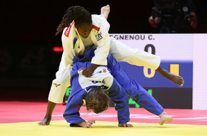 La Francaise Clarisse Agbegnenou, lors de la finale des -63kg contre la Slovène Andreja Leski aux Championnats du monde, le 9 juin 2021 à Budapest