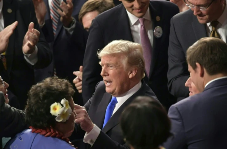 Donald Trump arrive au Congrès pour son premier discours sur l'état de l'Union