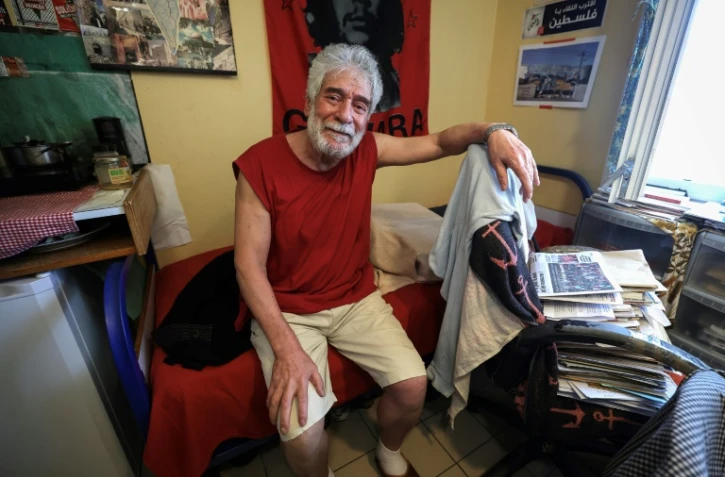 Photo prise lors d'une visite de la députée La France Insoumise (LFI) Andrée Taurinya montrant le militant libanais pro-palestinien Georges Ibrahim Abdallah dans sa cellule de prison à Lannemezan, le 17 juillet 2025