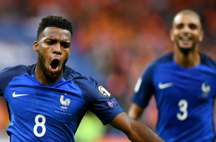 Le milieu des Bleus Thomas Lemar (g) auteur d'un doublé face aux Pays-Bas en qualif du Mondial-2018 au Stade de France, le 31 août 2017 
