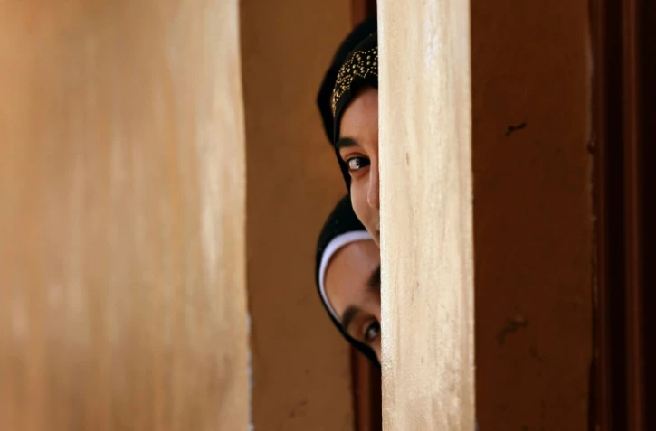 Des adolescentes de l'école secondaire Trablous de Mossoul en Irak, le 27 juillet 2017 