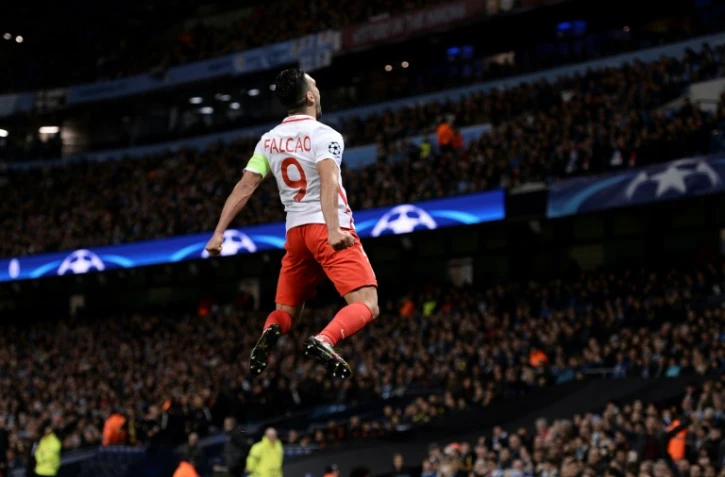 L'attaquant colombien de Monaco Radamel Falcao fête un but contre Manchester City, le 21 février 2017 à l'Etihad Stadium