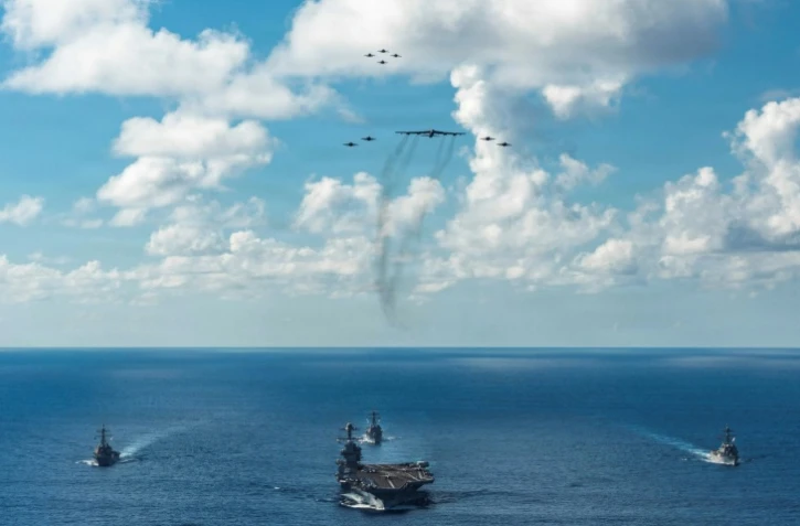 Le porte-avions américain USS Gerald R. Ford et son groupe aéronaval, le 13 novembre 2025 dans l'océan Atlantique