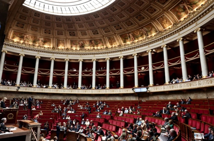 Saisie du projet de loi de "simplification", l'Assemblée nationale a approuvé mercredi coup sur coup un recul du principe de "zéro artificialisation nette", et surtout la suppression des zones à faibles émissions