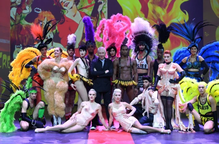 Aux Folies Bergère, la joyeuse et excentrique revue haute couture de Jean Paul Gaultier