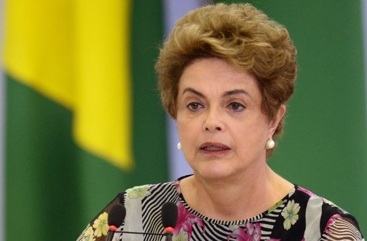 La présidente brésilienne Dilma Rousseff lors du lancement d'un plan national contre le Zika à Brasilia, 23 mars 2016