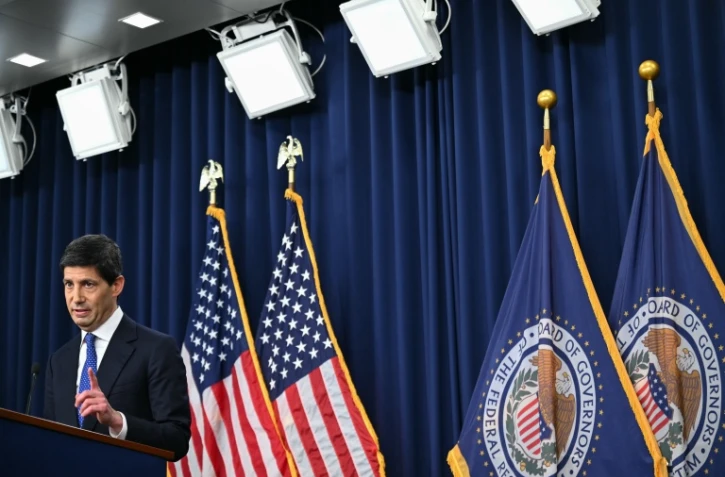 Le patron de la Fed, Kevin Warsh, donne une conférence de presse, le 16 septembre 2026 à Washington