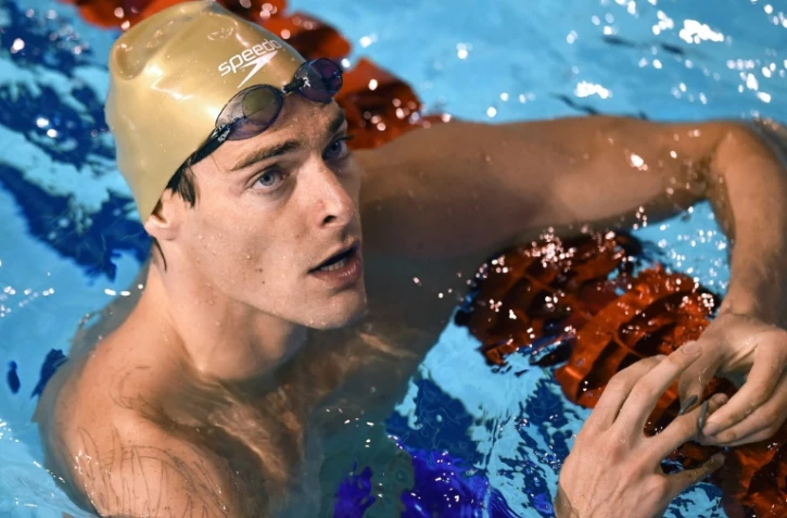 Camille Lacourt à l'issue de sa série du 100 m dos aux Championnats de France de natation à Montpellier, le 2 avril 2016