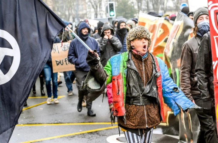 Manifestation d'étudiants à Lille le 28 mars 2018 "contre l'intervention de la police et des fascistes sur les campus universitaires"