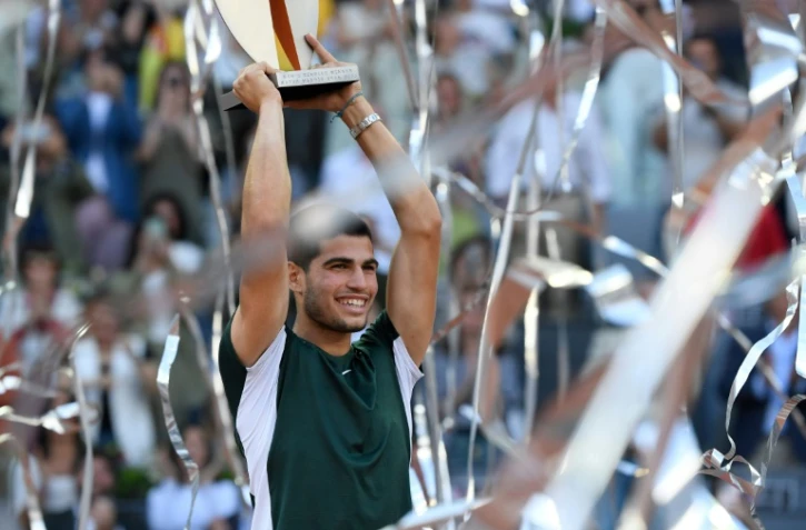 L'Espagnol Carlos Alcaraz vainqueur du tournoi de Madrid, le 8 mai 2022 