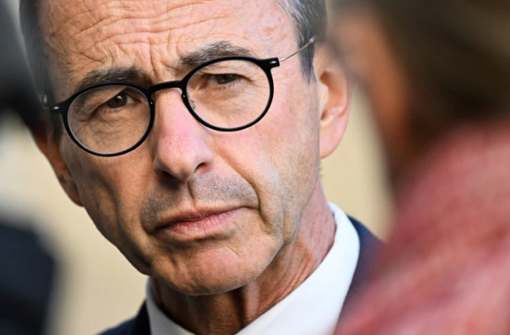Après l'annonce par le gouvernement d'une nouvelle loi immigration en 2025, le ministre de l'Intérieur Bruno Retailleau assure ne pas vouloir "aller au-delà de ce qui a été voté" en 2023 et censuré par le Conseil constitutionnel