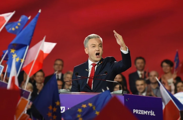 Le premier homme politique polonais ouvertement homosexuel, Robert Biedron, lors du  lancement le 3 février 2019 de son parti de centre-gauche "Printemps"