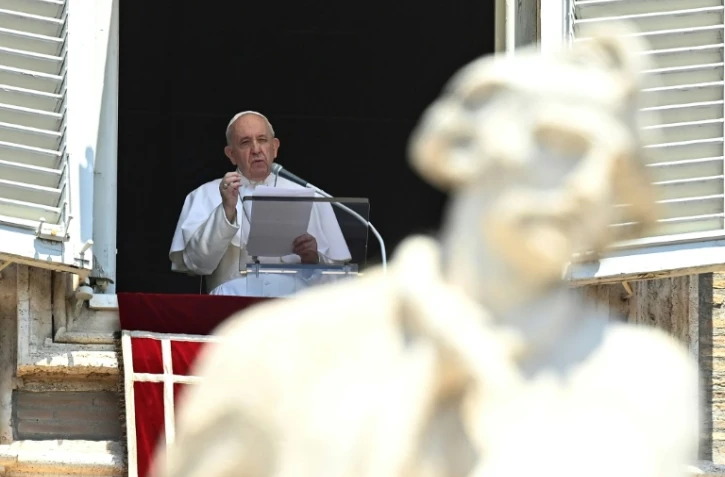 Le pape François durant la prière de l'Angelus, au Vatican le 12 juillet 2020