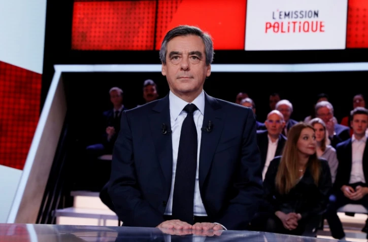 Le candidat à la présidentielle du parti Les Républicains François Fillon avant l'Emission politique sur France 2 le 23 mars 2017 à Paris