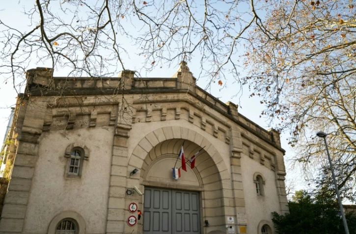 L'entrée de la prison de Dijon, d'où se sont évadés deux détenus en détention provisoire, le 27 novembre 2025 en Côte d'Or